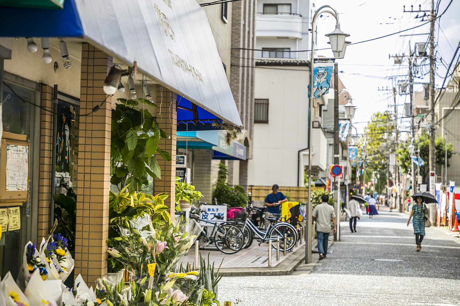 商店街（西口通新栄会）